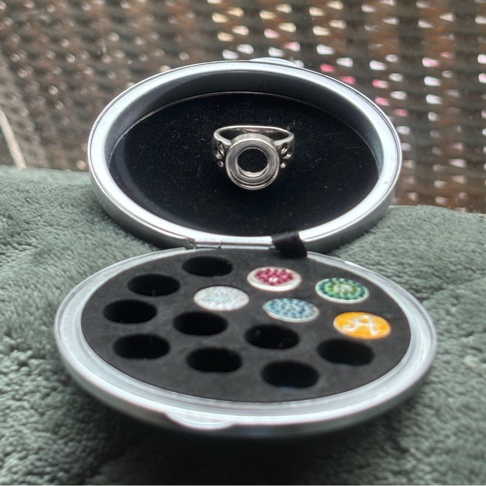 Kameleon Silver Ring with Interchangeable Stones